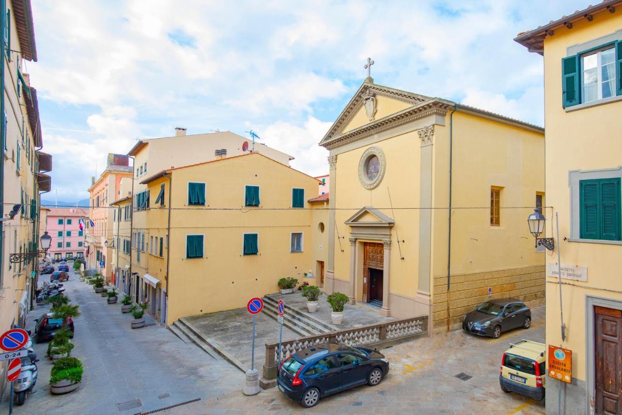 Helloelba Appartamento Mascalzone Latino Portoferraio Exterior photo